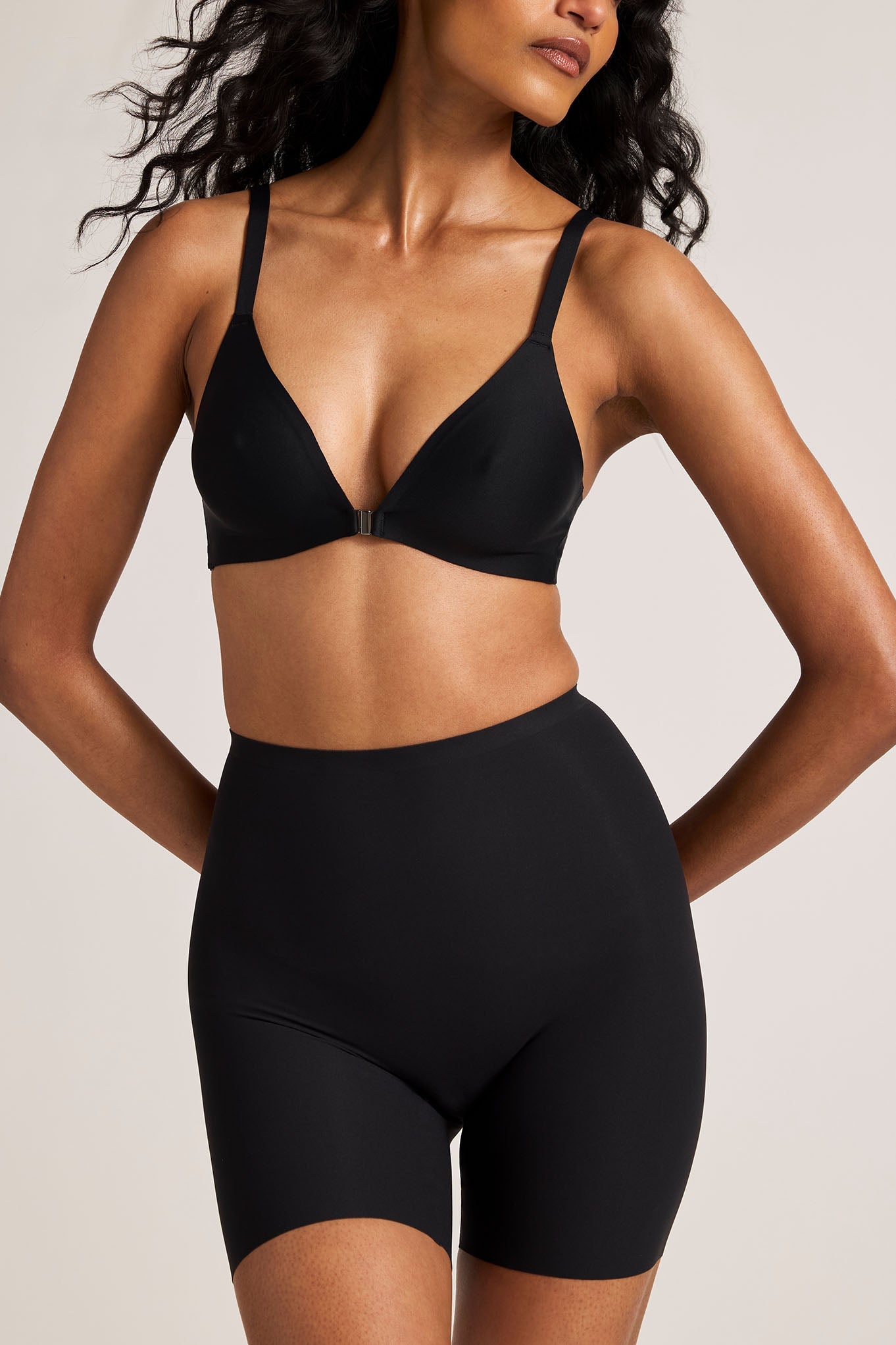 Base Front Close Bra in Black
