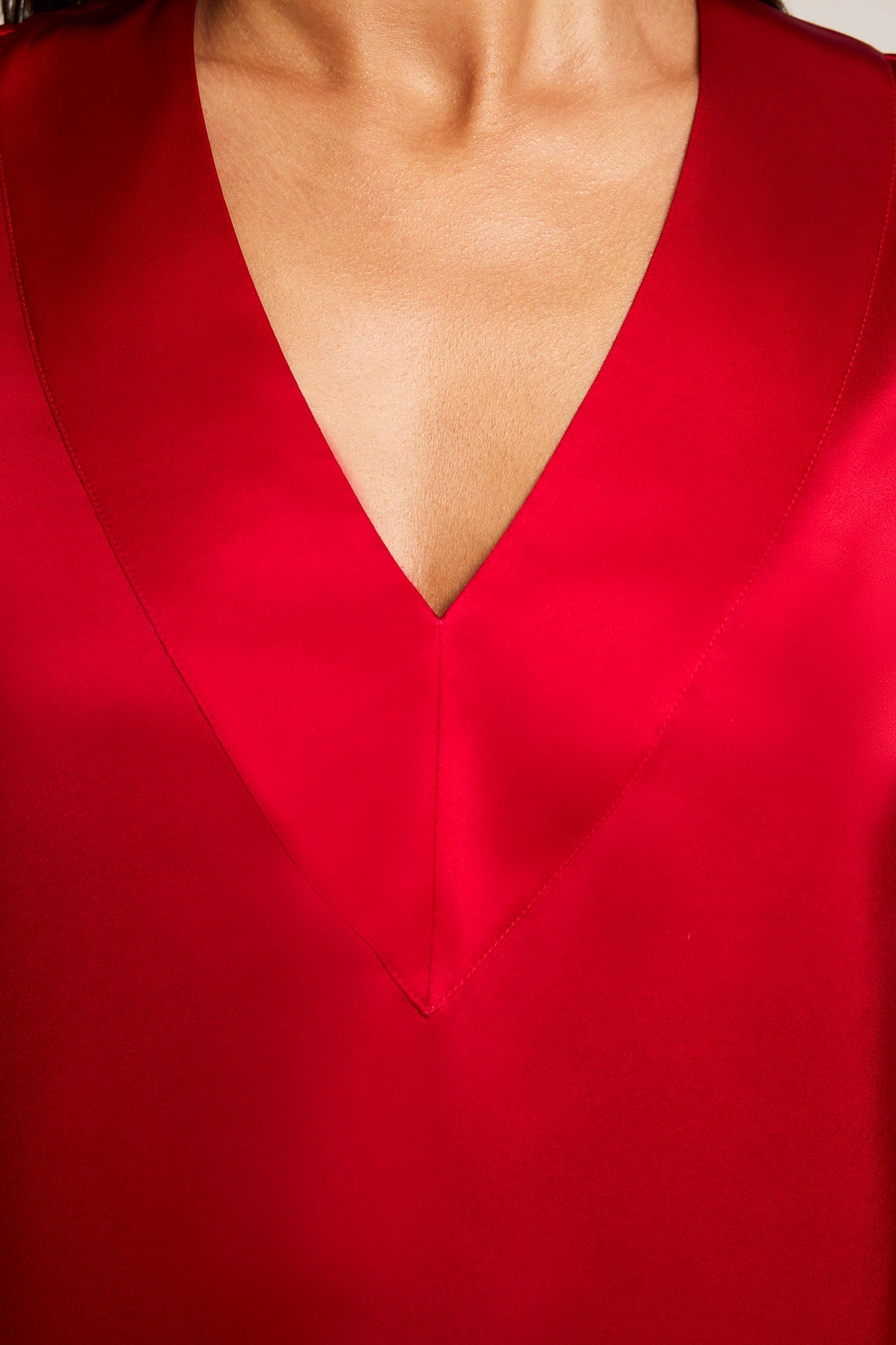 Eclipse Washable Silk V-Top in Cerise